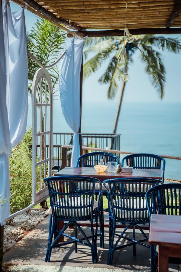 Aria Beach Resort Вагатор Екстериор снимка