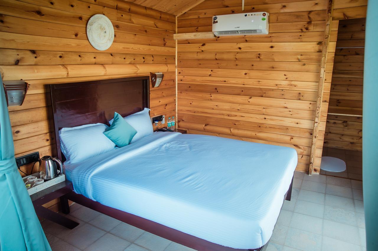 Aria Beach Resort Вагатор Екстериор снимка