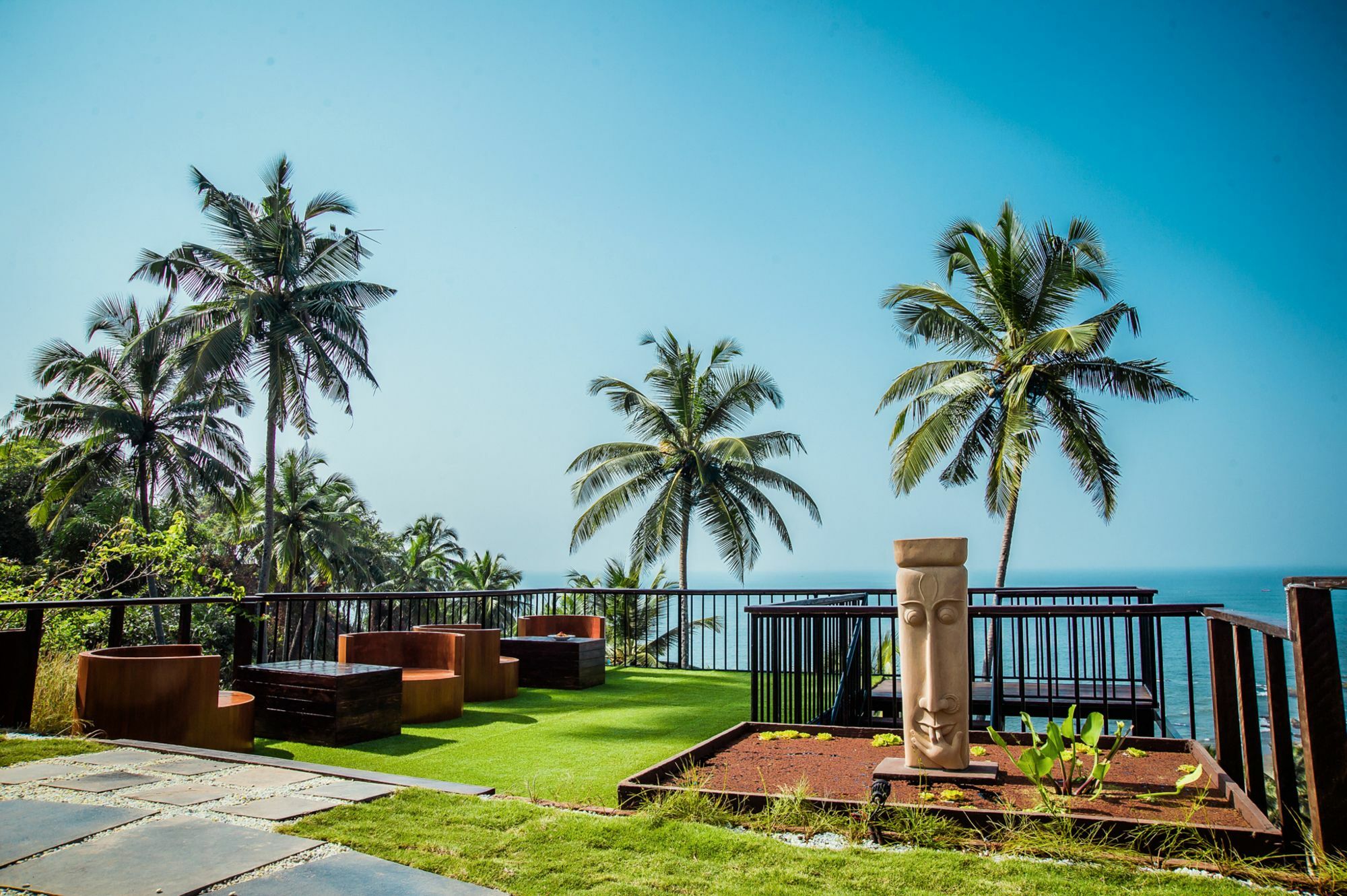 Aria Beach Resort Вагатор Екстериор снимка